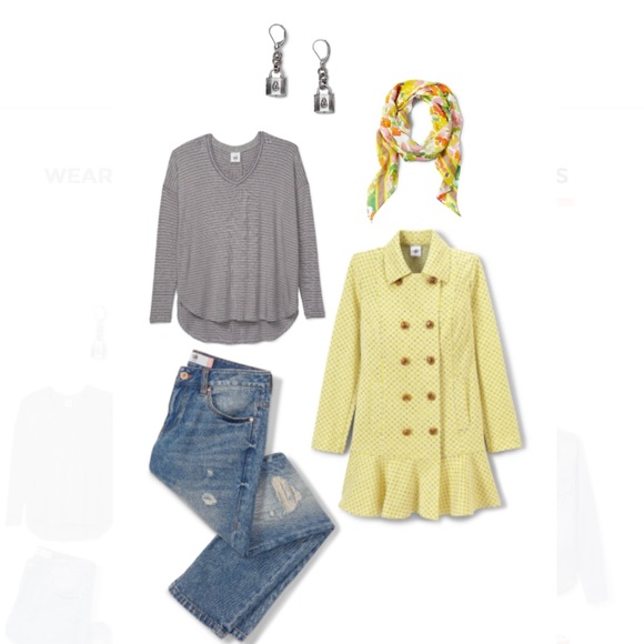 Current Line 2022 Tee #4376 CAbi Large - Picture 2 of 16